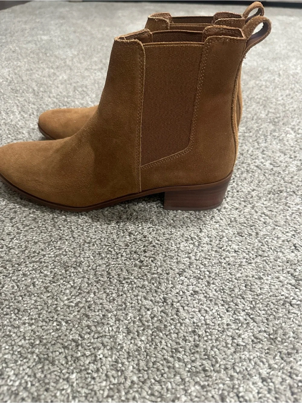 Steve Madden Women's Tan Suede Chelsea Booties - Picture 3 of 6